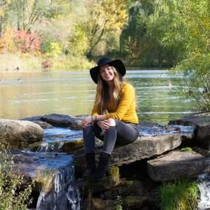 Meet your Posher, Rosalie